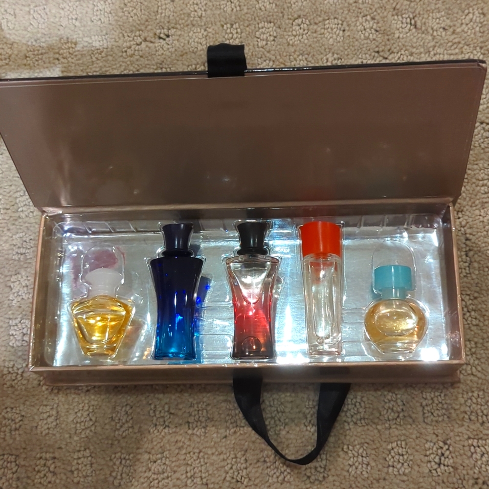 Mary Kay Miniatures Collection Box